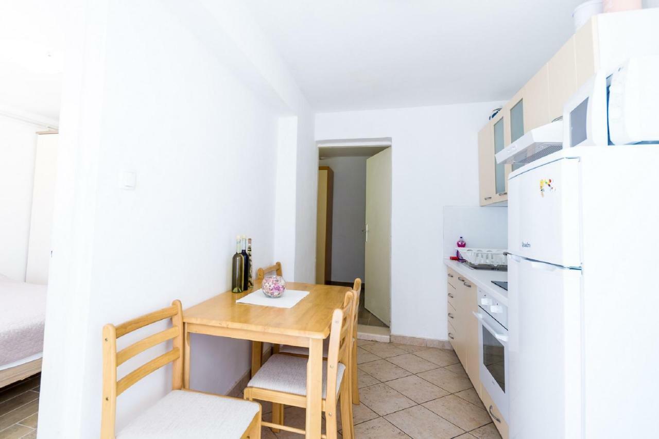Apartments Laura Korcula Town Bagian luar foto